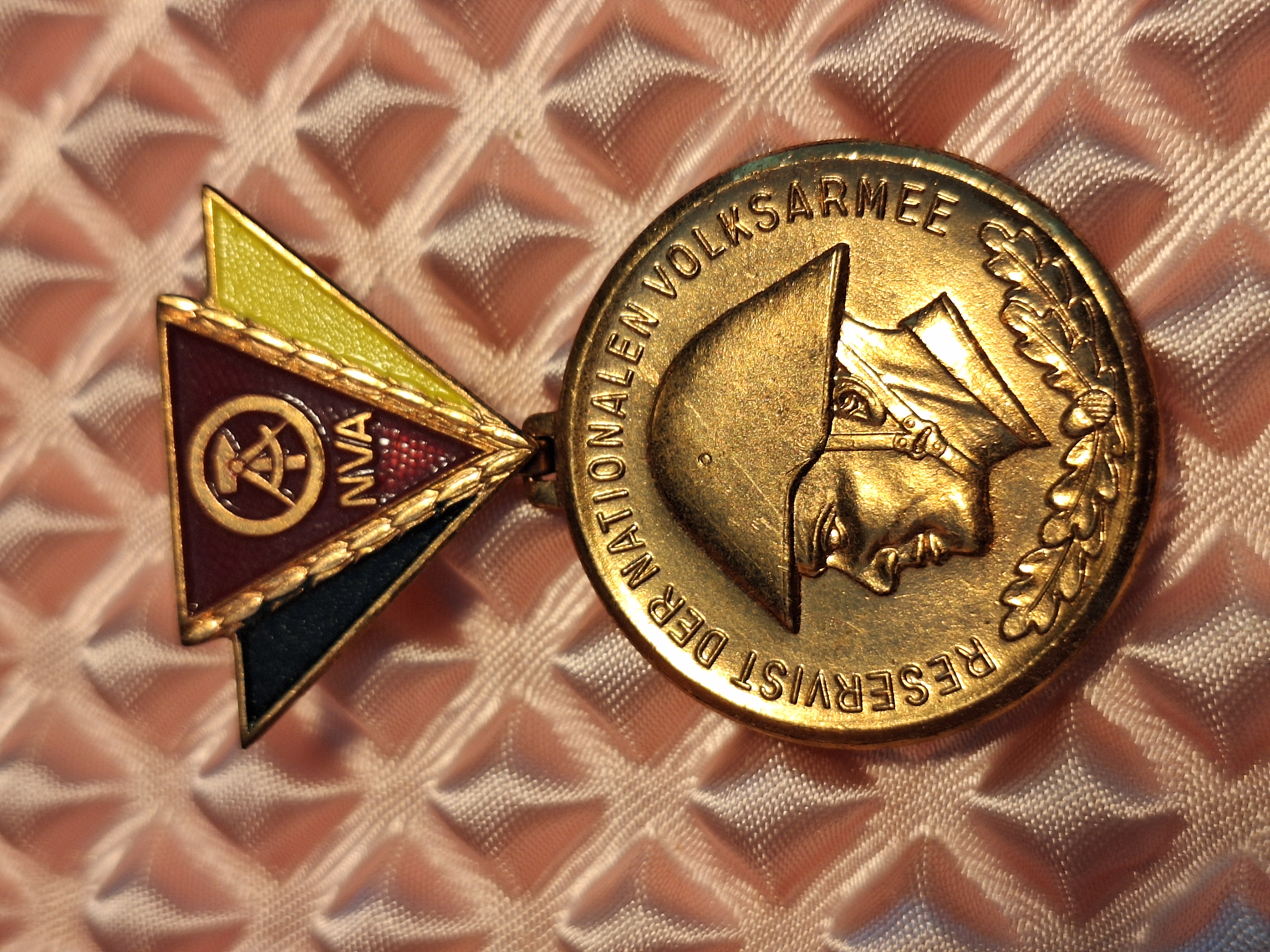 DDR - NVA - RESERVISTENMEDAILLE IN BRONZE