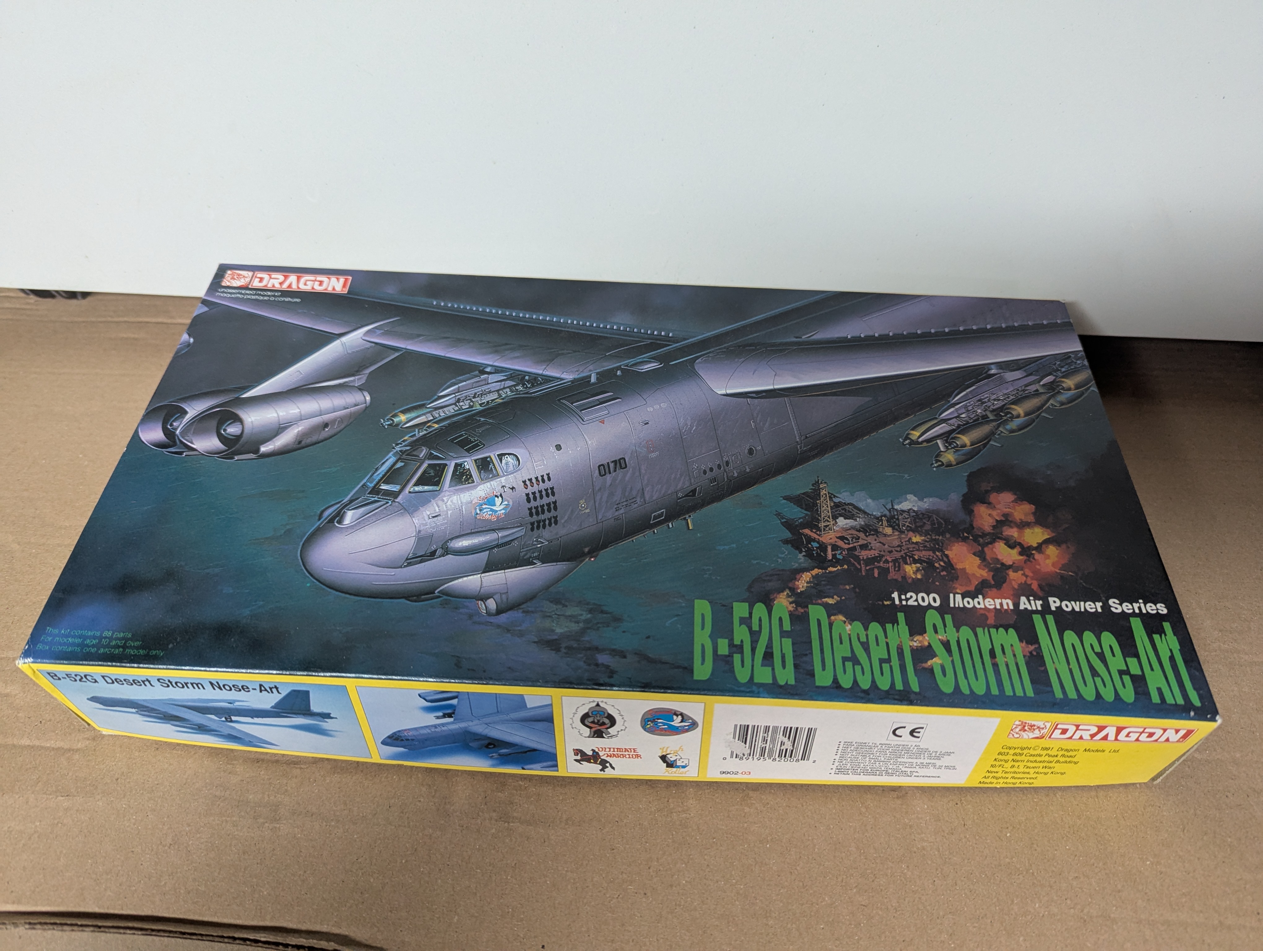 Modell Flugzeug - DRA9902 - Dragon 1:200 B-52G Desert Storm Nose - Bausatz