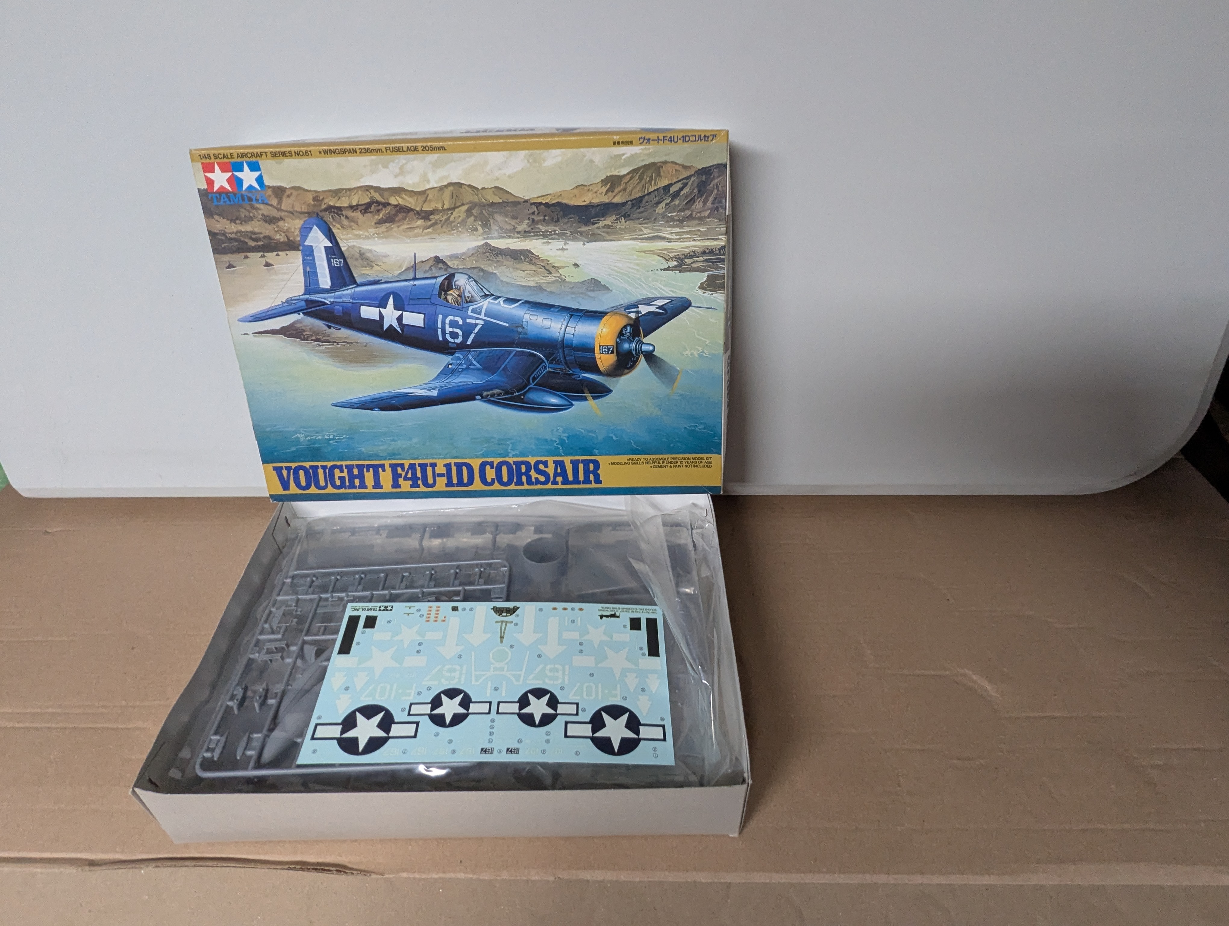 Modell Flugzeug - TAMIYA 61061 VOUGHT F4U-1D CORSAIR -NIB-1:48 SCALE - Bausatz — Bild 2