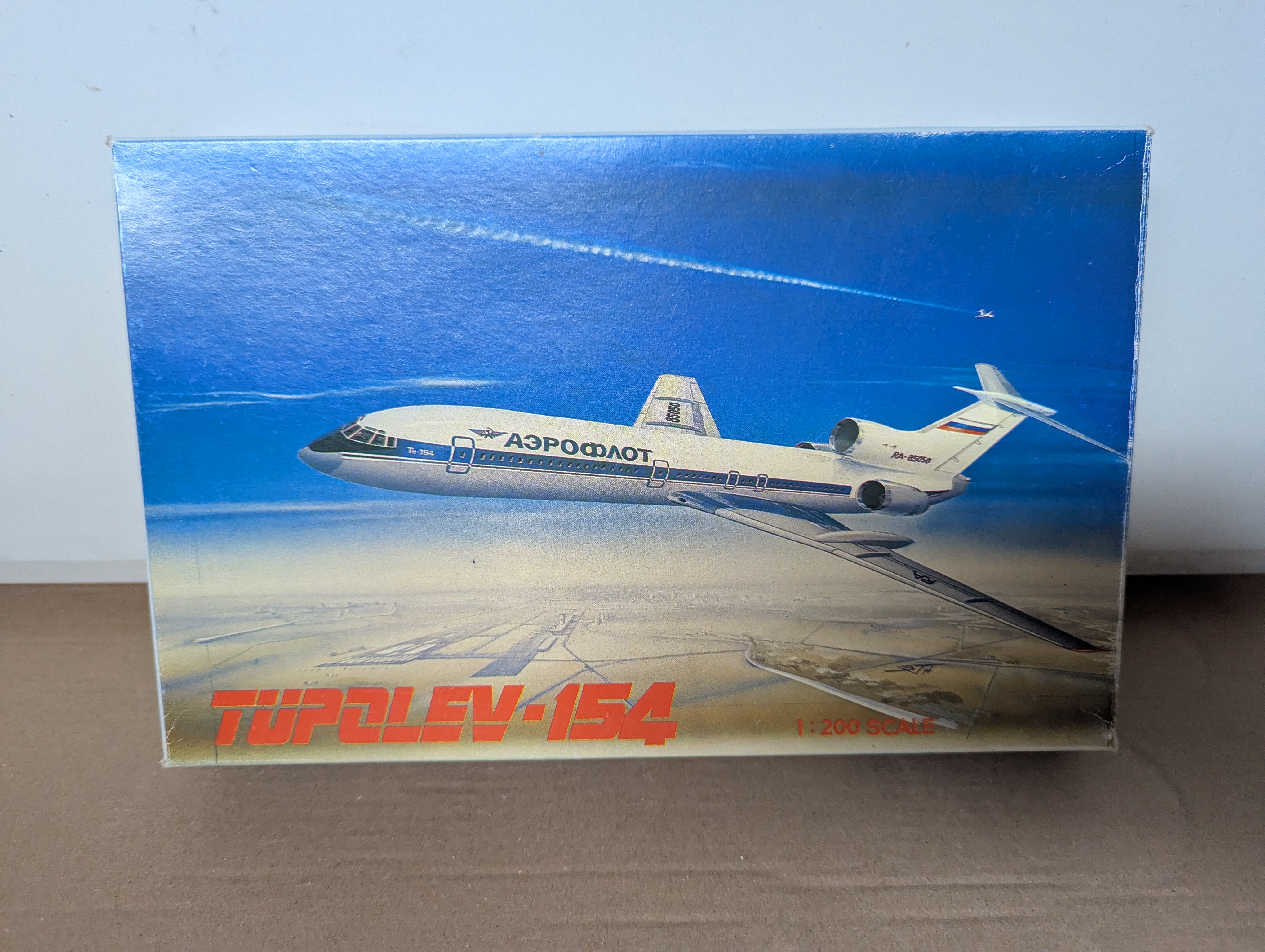 Modell Flugzeug - TUPOLEV 1:200 TUPOLEV Tu-154 - Bausatz