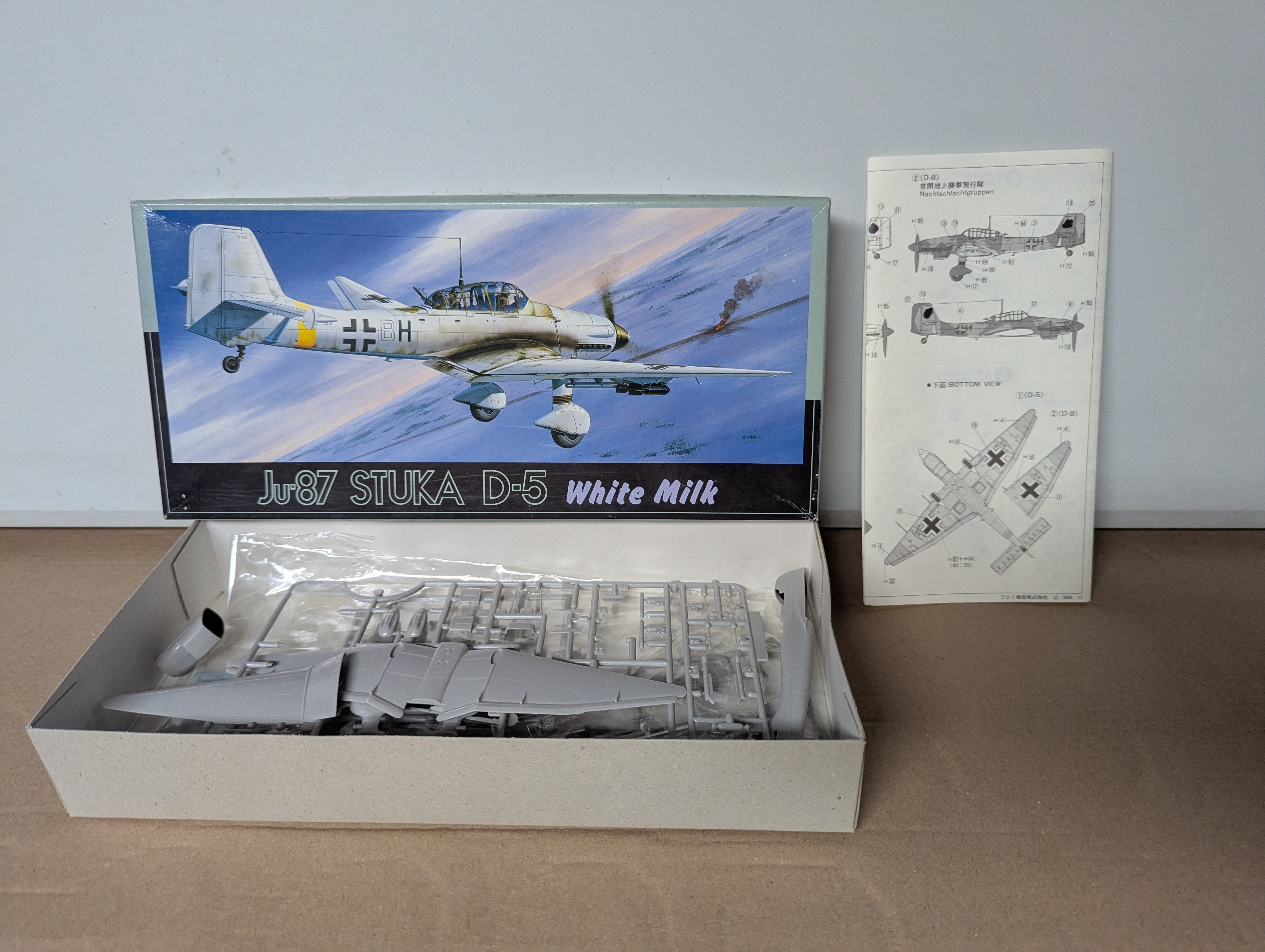 Modell Flugzeug - Fujimi Junkers Ju-87 Stuka D5 With Milk — Bild 2