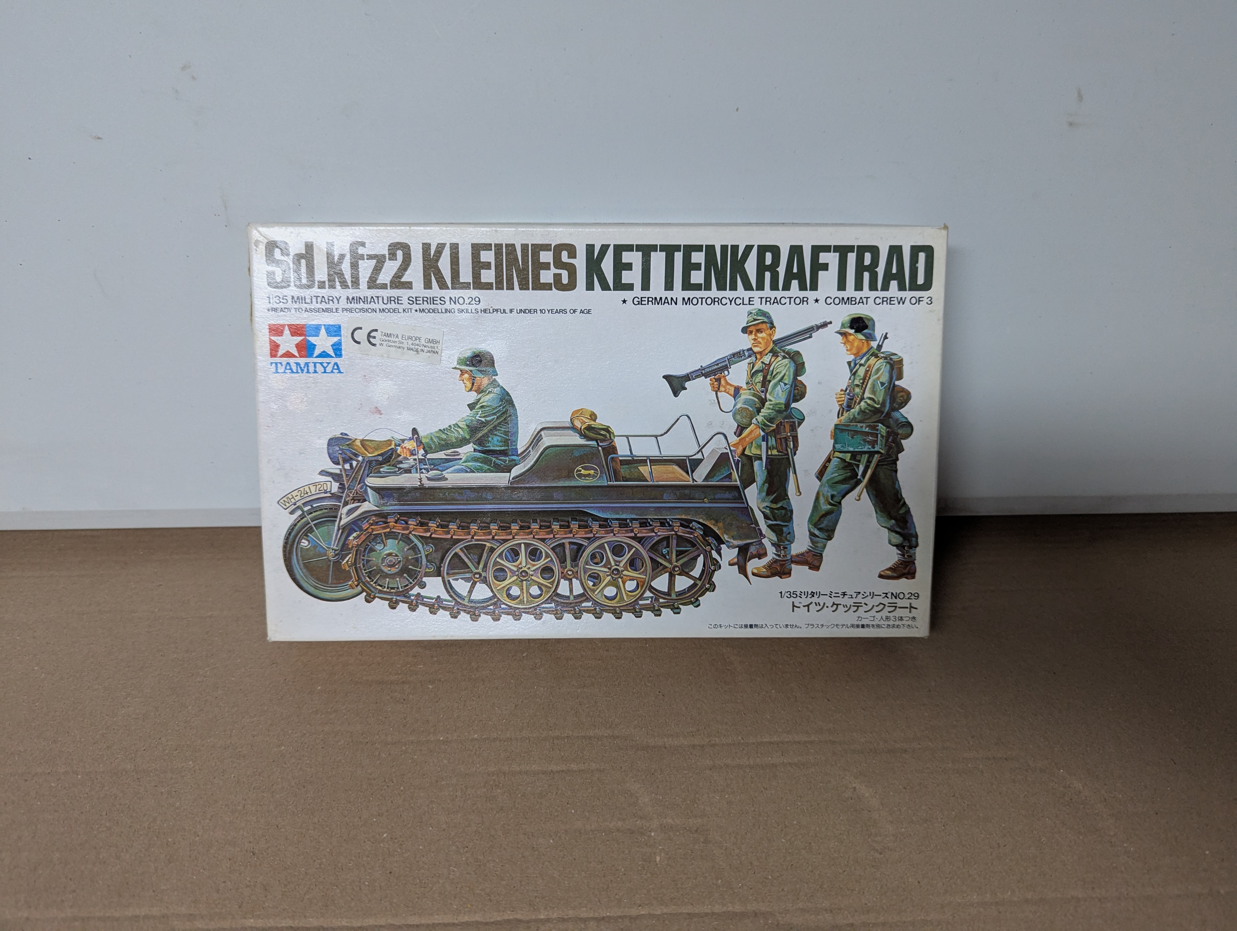 Modell Panzer - Tamiya 3529 Kleines Kettenkraftrad 1:35  - Bausatz