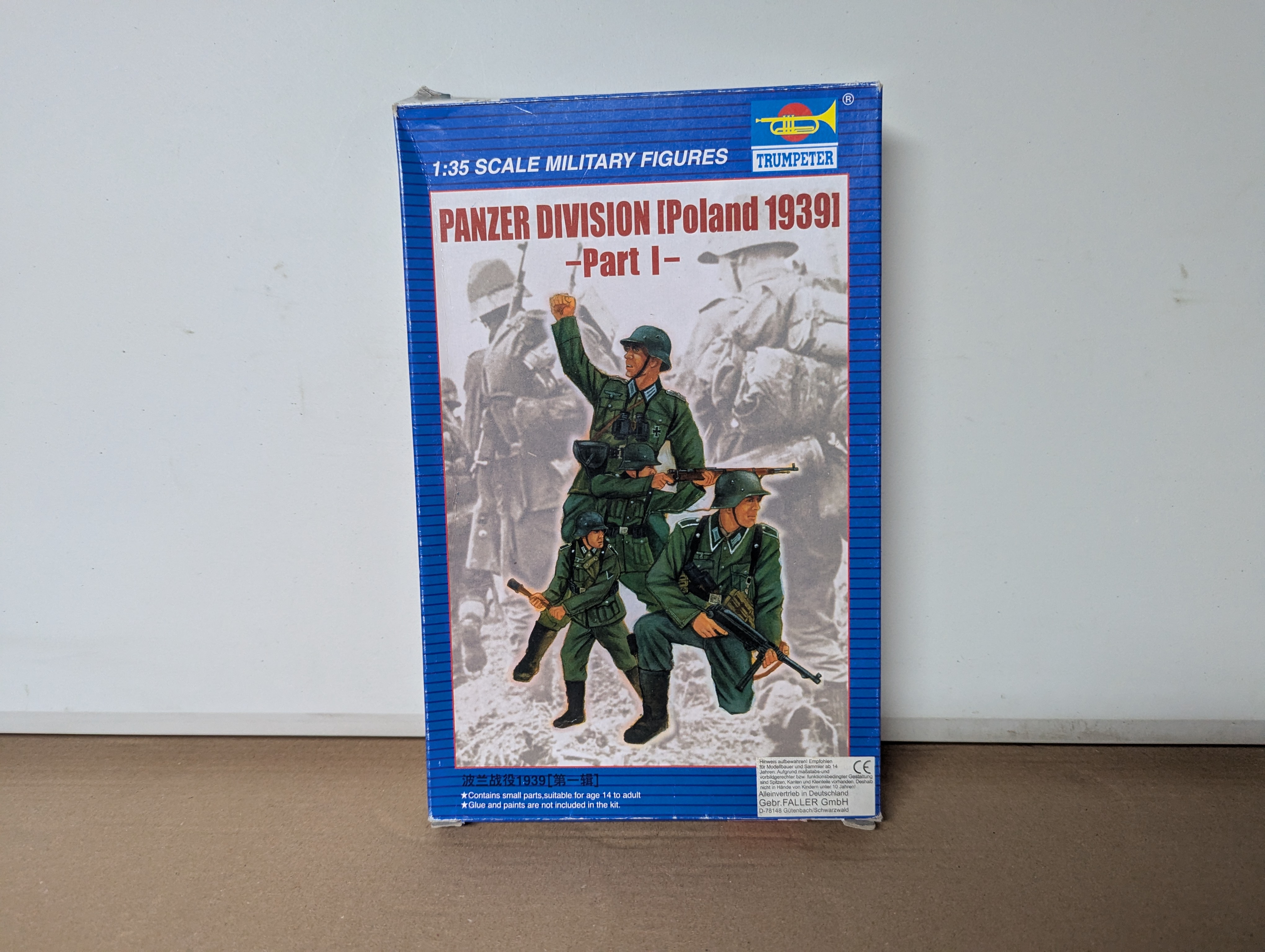 Modell Soldaten - Trumpeter 00402 Panzer Division Military Figures Poland 1939  1/35 - Bausatz