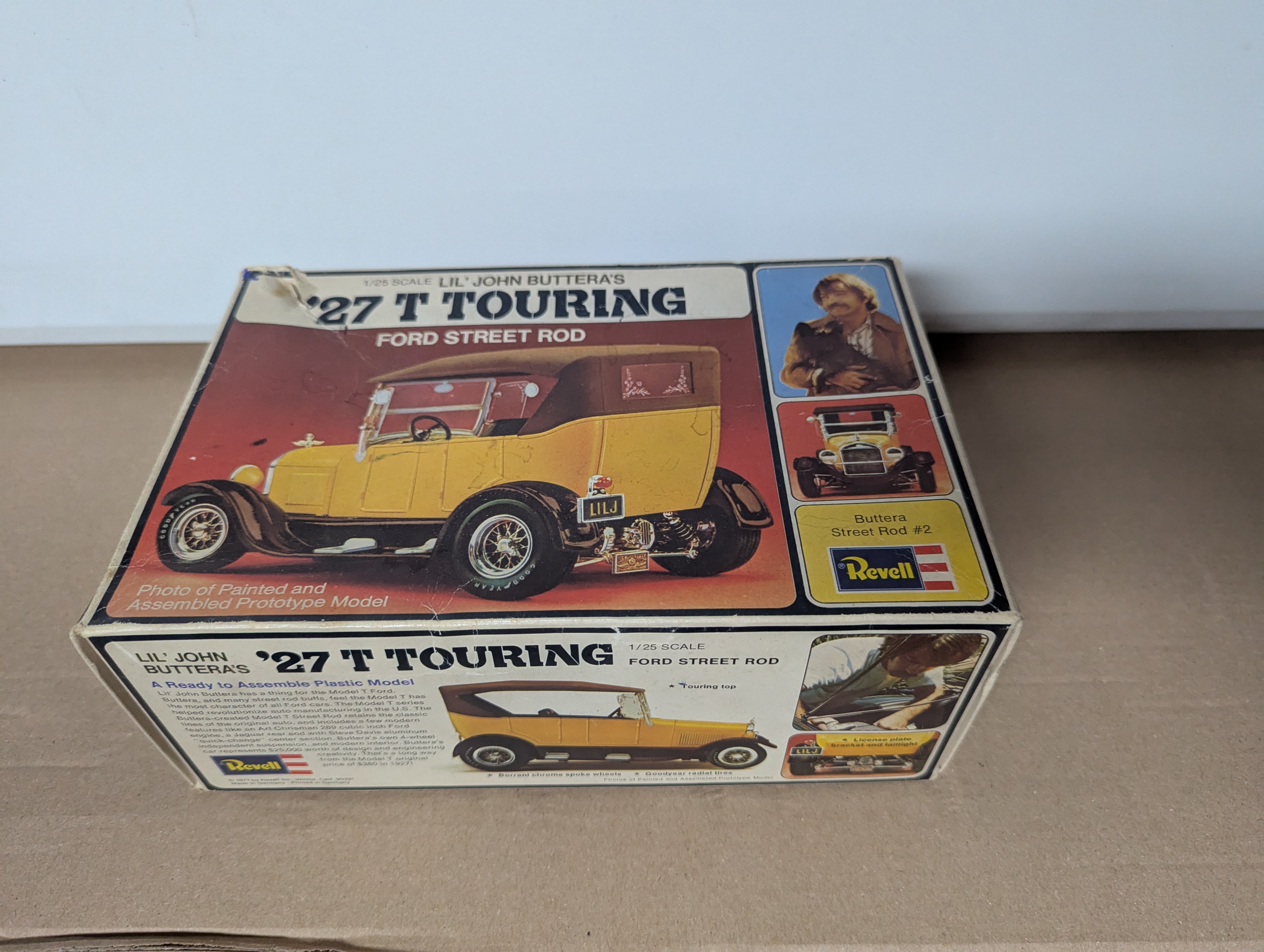 Modell Auto - 1976 Revell 27 T Touring Ford Street Rod Model - Bausatz — Bild 2