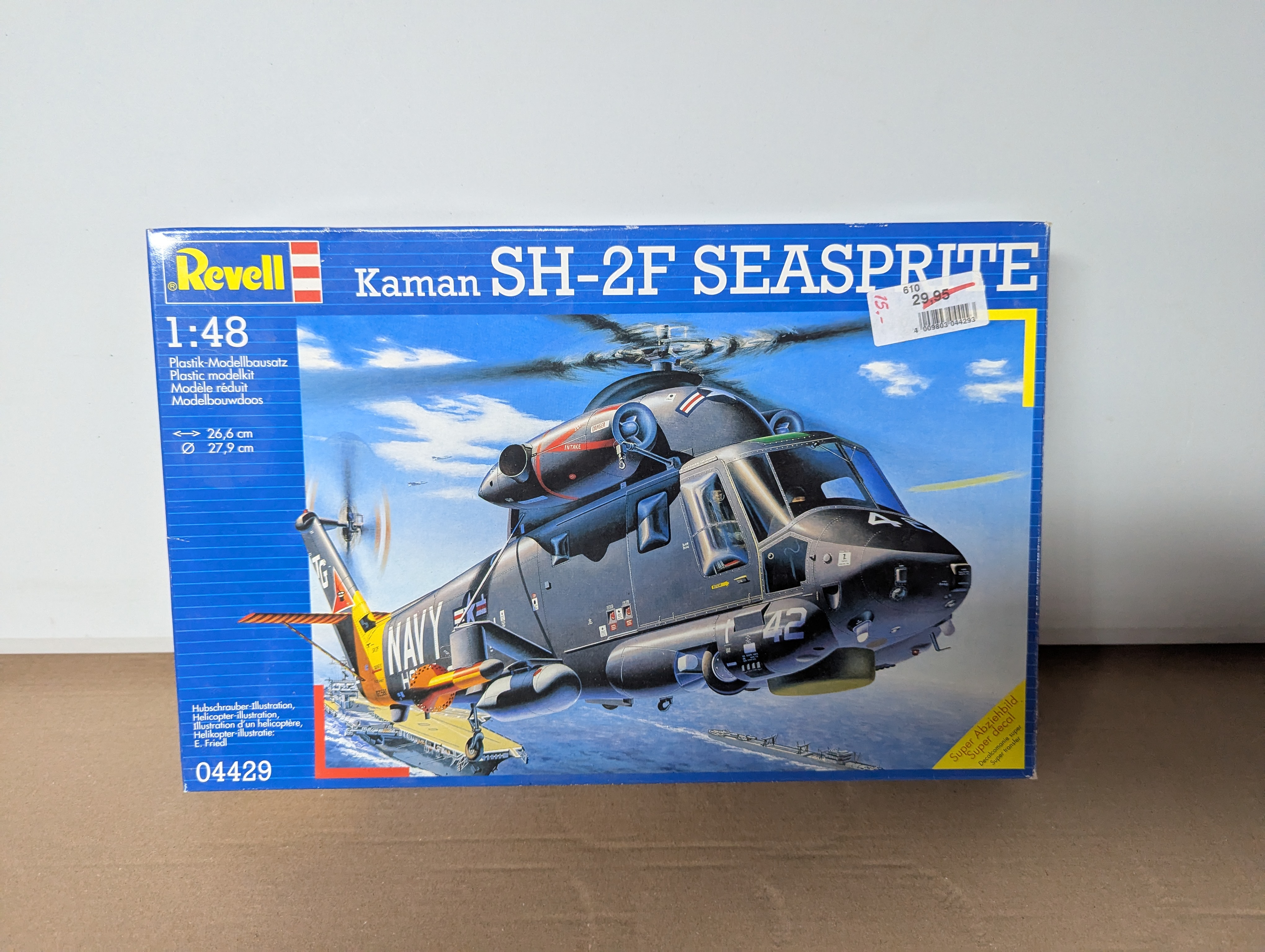 Modell Hubschrauber - Revell 1:48 Scale SH-2F Seasprite Helicopter 1996  - Bausatz