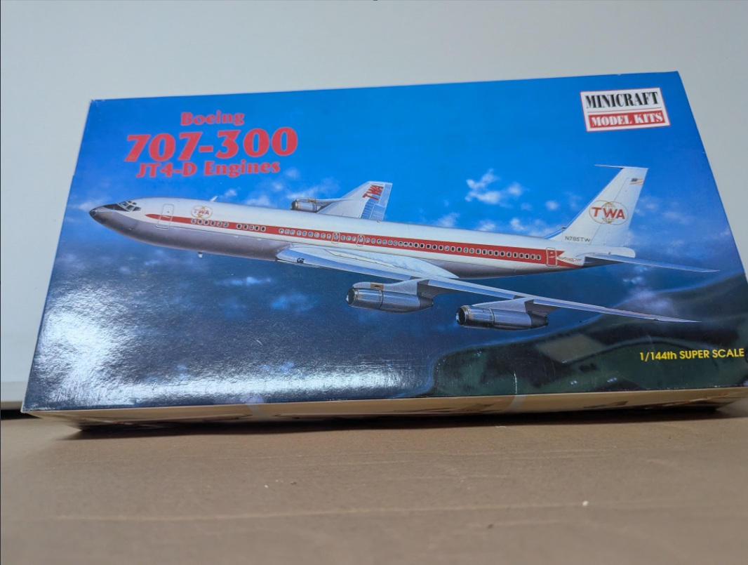 Modell Flugzeug - Minicraft 14651 TWA Boeing 707-331 - Bausatz