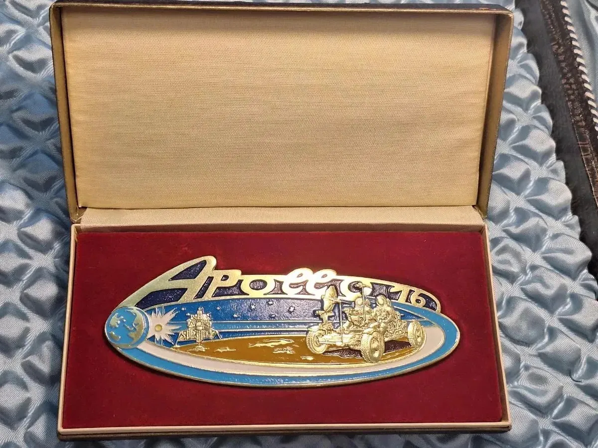 Gedenkmedaille - Apollo 16 Medaille - DDR Medaille mit Verpackung